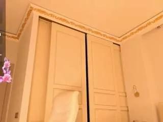 Offline suryy on CamSoda