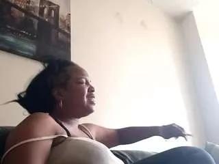 Offline sweetnesssqueen on CamSoda