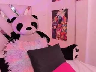 Offline taliana-rose on CamSoda