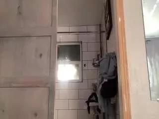 Offline tastytiff88 on CamSoda