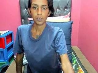 Freechat temptressqeen on CamSoda