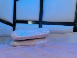 Offline tessacooper on CamSoda