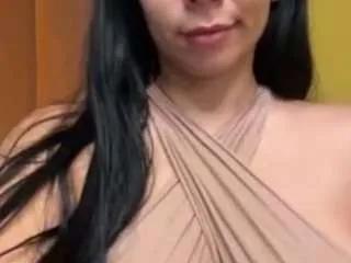 Offline theperlasexy on CamSoda