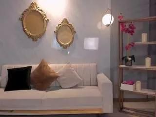 Freechat toricross on CamSoda