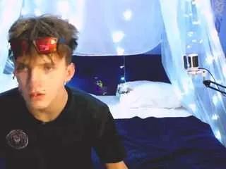 Offline travis-wolf on CamSoda