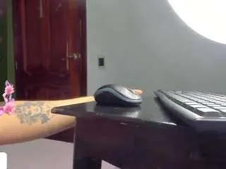 vaiin-sexual on CamSoda 