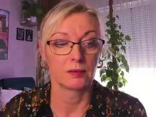 Offline vanessasoft on CamSoda