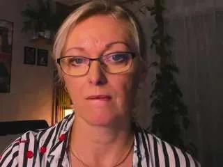 Offline vanessasoft on CamSoda