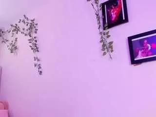 Offline venusfantasy1 on CamSoda