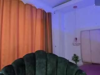 Freechat venusssxxx on CamSoda