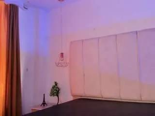 Freechat venusssxxx on CamSoda