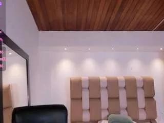 Freechat victoria-mooree on CamSoda