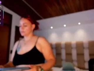 Freechat victoria-mooree on CamSoda