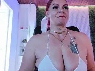 Freechat victoria-mooree on CamSoda