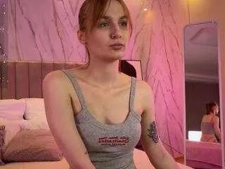 vikkimoon on CamSoda 