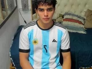 Offline virgin-colombian on CamSoda