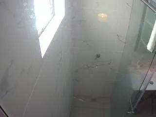 Freechat voyeurcam-casa-salsa-bathroom-13 on CamSoda