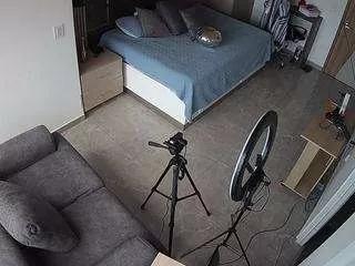 Freechat voyeurcam-casa-salsa-bedroom-11 on CamSoda