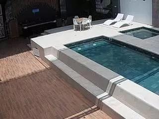 Freechat voyeurcam-casa-salsa-gym on CamSoda