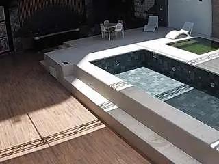 Freechat voyeurcam-casa-salsa-gym on CamSoda