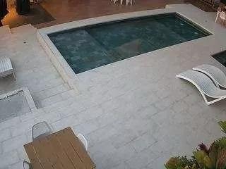 Freechat voyeurcam-casa-salsa-rooftop on CamSoda