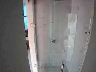 Offline voyeurcam-casa-salsa-shower-1 on CamSoda