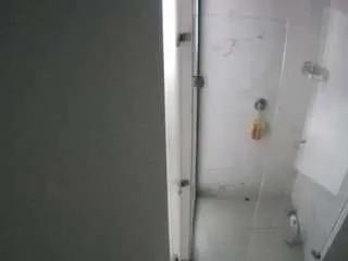 Offline voyeurcam-casa-salsa-shower-1 on CamSoda