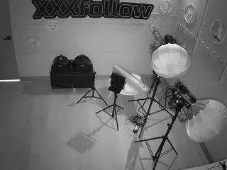 Offline voyeurcam-jb-xfollow on CamSoda