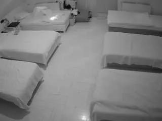 Freechat voyeurcam-julmodels-bed-6 on CamSoda