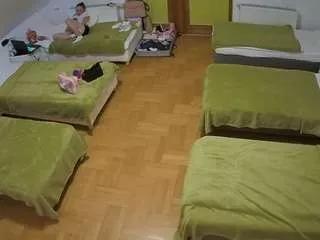 Freechat voyeurcam-julmodels-bed-6 on CamSoda