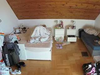 CamSoda voyeurcam-julmodels-greybed-3 is Freechat voyeurcam-julmodels-greybed-3 — sgemma chat