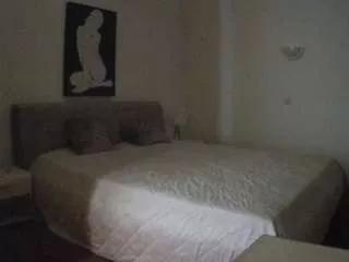 Freechat voyeurcam-julmodels-reallife-2 on CamSoda