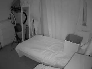 Freechat voyeurcam-julmodels-reallife-3 on CamSoda