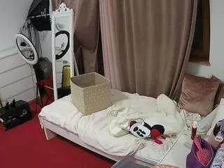 Freechat voyeurcam-julmodels-reallife-3 on CamSoda