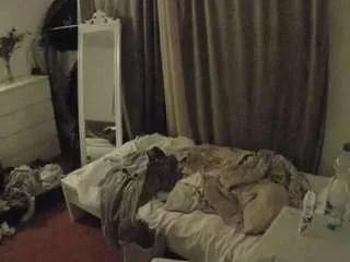 Freechat voyeurcam-julmodels-reallife-3 on CamSoda