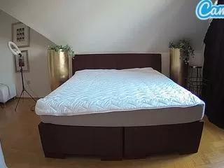 Freechat voyeurcam-julmodels-whitebed-6 on CamSoda