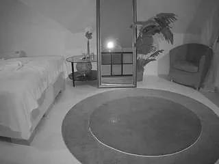 Freechat voyeurcam-julmodels-whitebed-6 on CamSoda