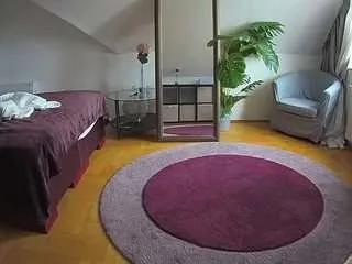 Freechat voyeurcam-julmodels-whitebed-6 on CamSoda