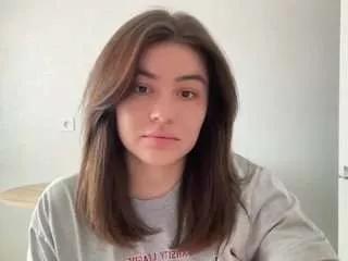 Offline youramy on CamSoda