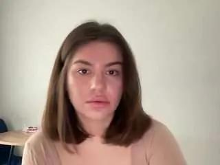 CamSoda youramy is Freechat youramy — hii im non-nude and  in pvt too, i can just enjoy your vibration and have good conversation