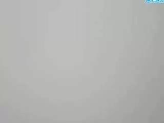 Offline yoursexyandhotprinces on CamSoda