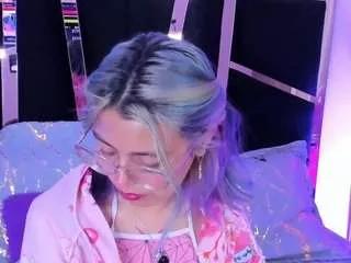 Offline yukky-kuran on CamSoda