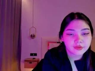 Offline yummym on CamSoda