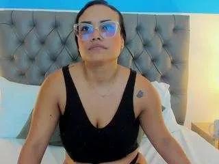 Offline zoe-danae on CamSoda