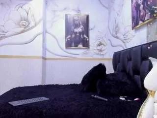 Offline zoe-winter on CamSoda