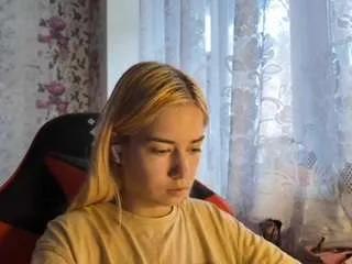 Offline zolaheimrich on CamSoda