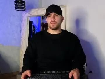 Freechat ades_lowe on Chaturbate