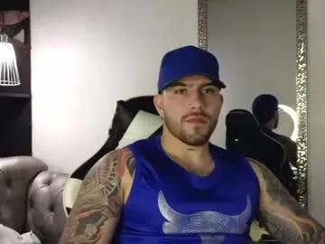 Freechat ades_lowe on Chaturbate