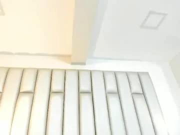 Freechat adreeaperez1 on Chaturbate