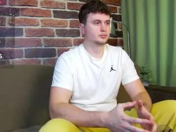 Chaturbate alex_onelove is Freechat alex_onelove — #gay #lovense #smile #strong #bigguy